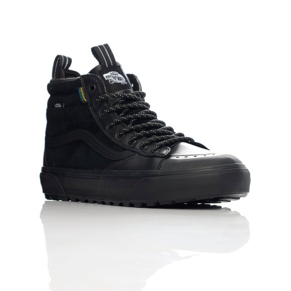 VANS Sk8-Hi MTE Shoe Black Iguchi Mens Boots Size 8.5 Black Suede NEW